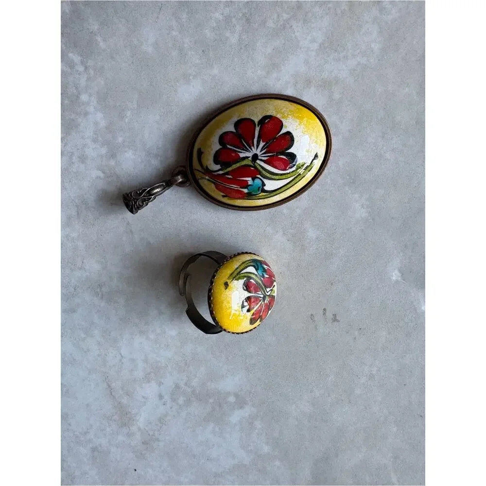 Vintage Hand Painted Floral Ceramic Jewelry Set Ring Pendant Yellow Red
